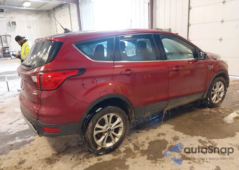 2019 Ford Escape Se from USA, damaged, VIN 1FMCU9GD0KUA69938